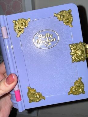 Polly Pocket Book
